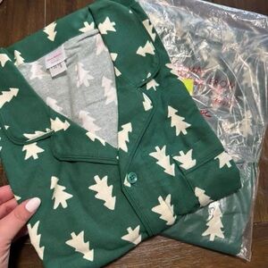 Hanna Andersson Green Tree Print Pajama Set